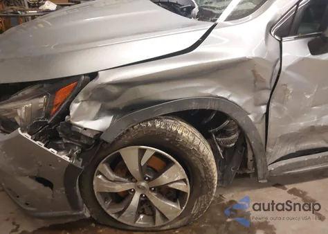 2021 Subaru Ascent Premium из США, поврежденный, VIN 4S4WMAFD1M3402186